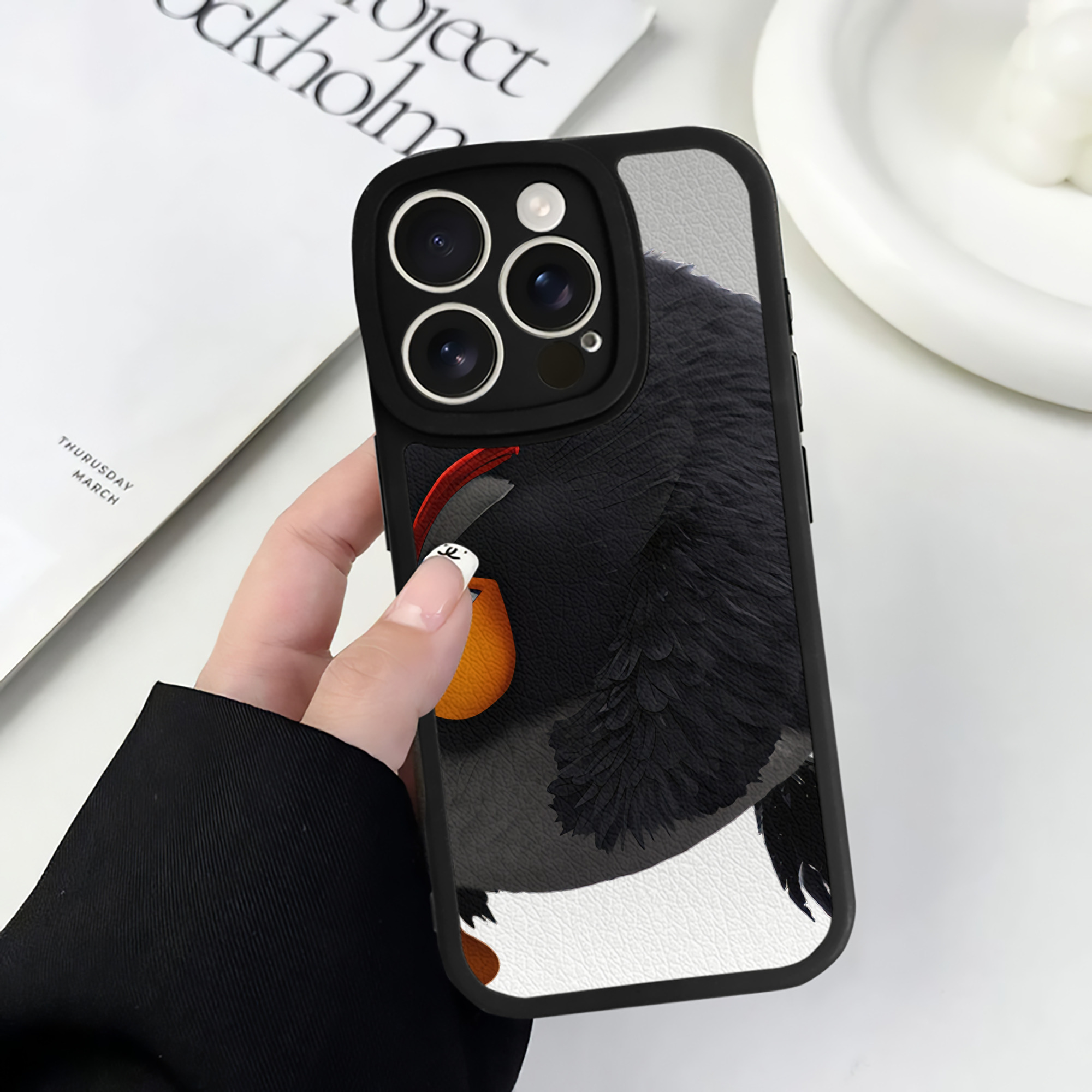 （画像用） Angry Birds アングリーバード 【iPhone 16シリーズ対応】シリコンスマホケース（レザー調） 材質：シリコン